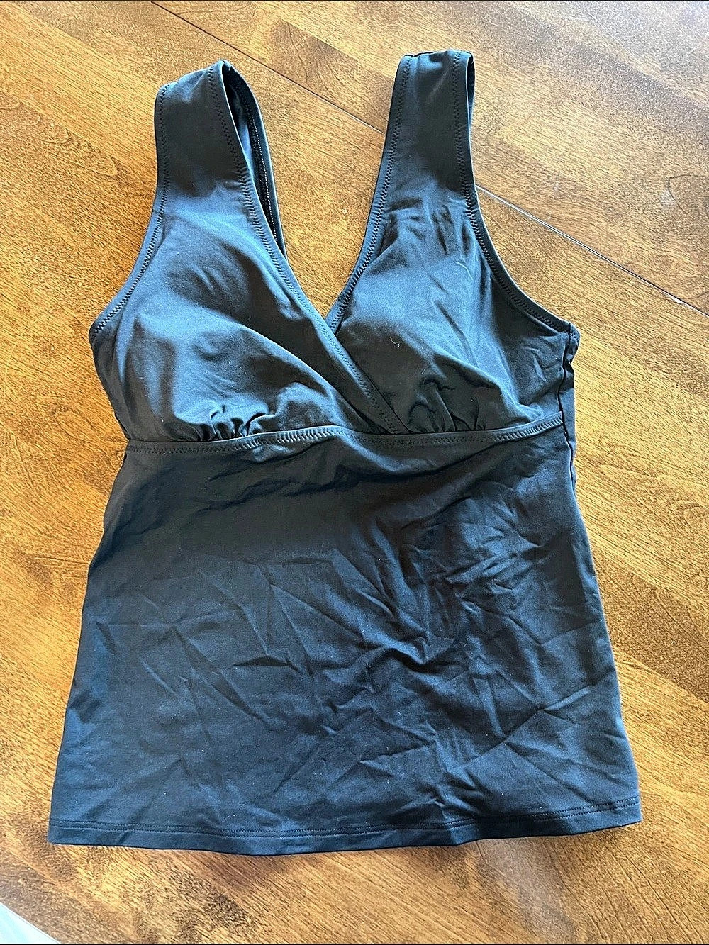 Lands' End Chlorine Resistant Wrap Tankini Swimsuit Top Black